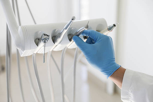 Professional Emergency Dentist technician working in Blue Mountain, MS